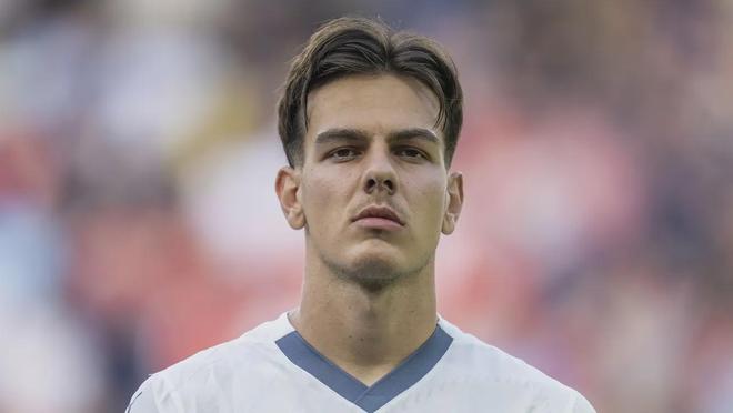 比赛的一部 比赛的一部